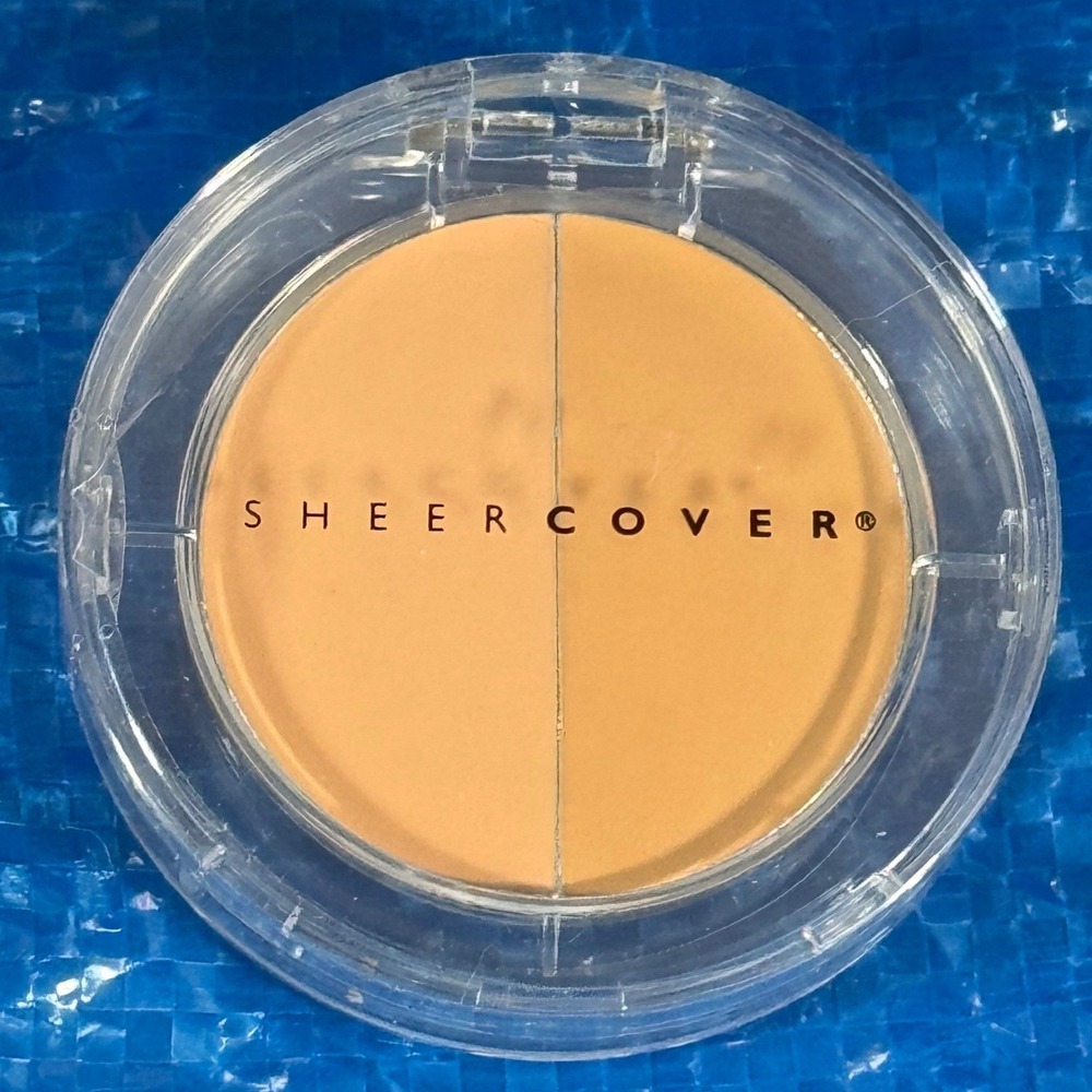 Sheer Cover Duo Concealer Light/Medium 3g Two-Tone Compact NEW
